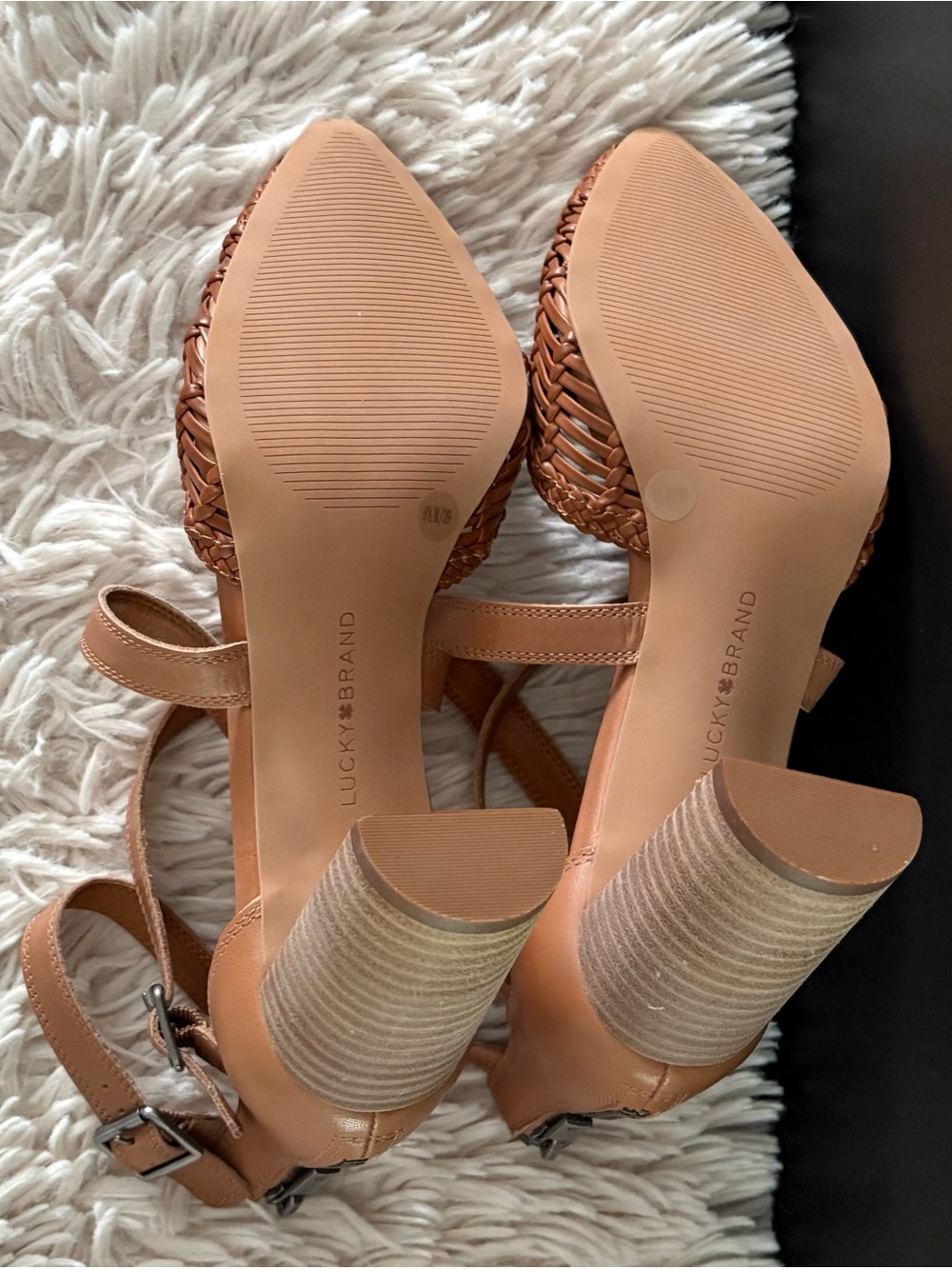 NEW Lucky Brand Womens Mollwin Heeled Pump Brown Leather Wedge Size 8.5 M - Picture 7 of 8